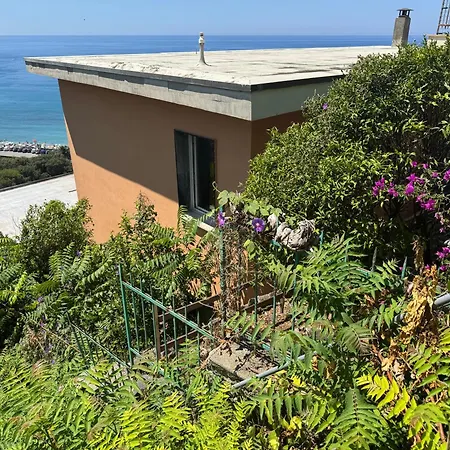 Daire Vintage Ocean View With Fast Wi-fi And Elevator To Town Levanto