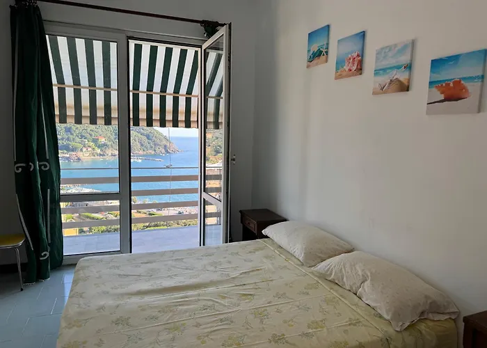 Vintage Ocean View With Fast Wi-fi And Elevator To Town Levanto