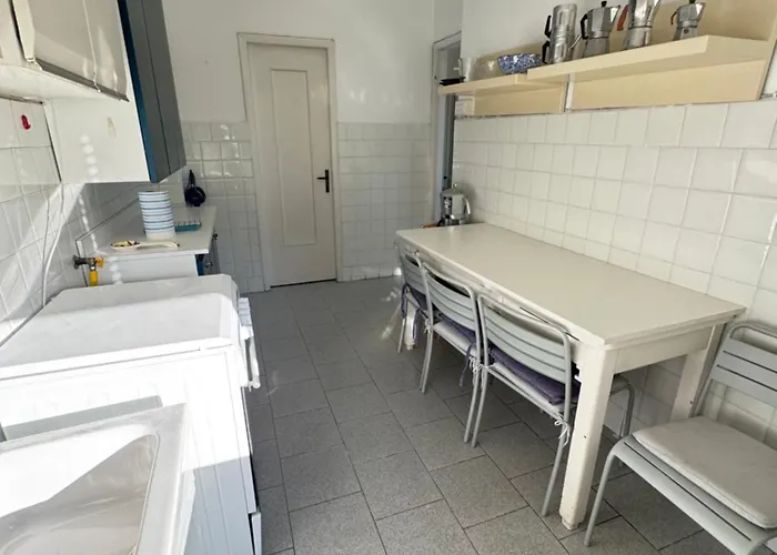 Vintage Ocean View With Fast Wi-fi And Elevator To Town Daire *