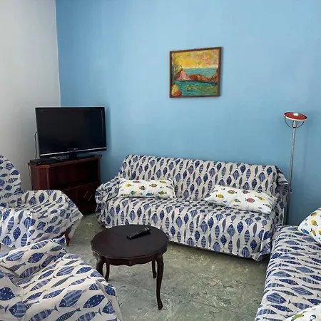 Vintage Ocean View With Fast Wi-fi And Elevator To Town לבנטו