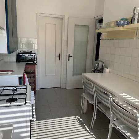 Apartment Vintage Ocean View With Fast Wi-fi And Elevator To Town