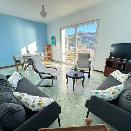 דירה Vintage Ocean View With Fast Wi-fi And Elevator To Town