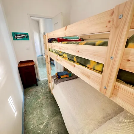 Vintage Ocean View With Fast Wi-fi And Elevator To Town