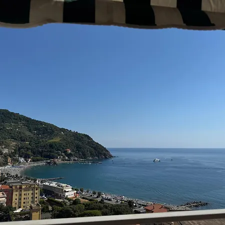 Vintage Ocean View With Fast Wi-fi And Elevator To Town Λεβάντο