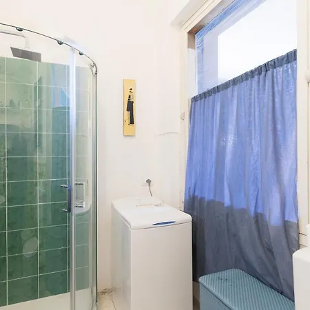 Vintage Ocean View With Fast Wi-fi And Elevator To Town Apartman *